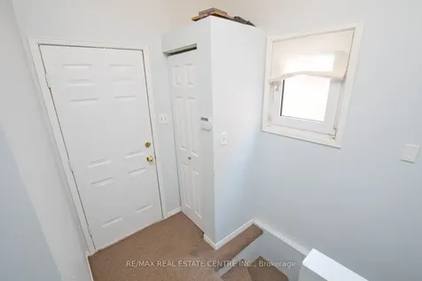 34 Smithers Crescent Brampton ON L6Y 3K8