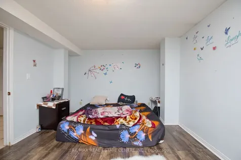 34 Smithers Crescent Brampton ON L6Y 3K8