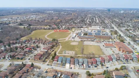 34 Smithers Crescent Brampton ON L6Y 3K8