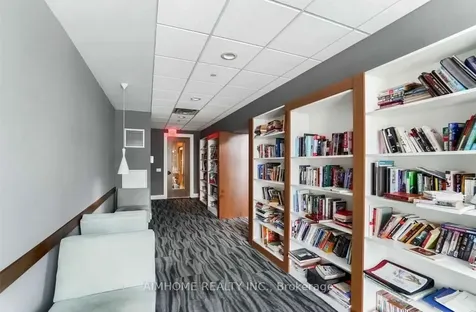 2200 Lake Shore Boulevard W Toronto ON M8V 1A4