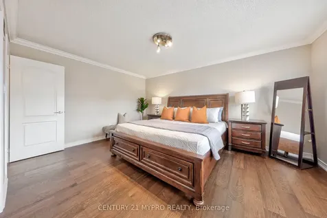 270 Duncan Lane Milton ON L9T 7A8