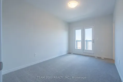5965 Saigon Street Mississauga ON L5V 0E9