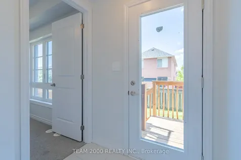 5965 Saigon Street Mississauga ON L5V 0E9