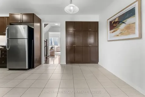 22 Donomore Drive Brampton ON L7A 0S7