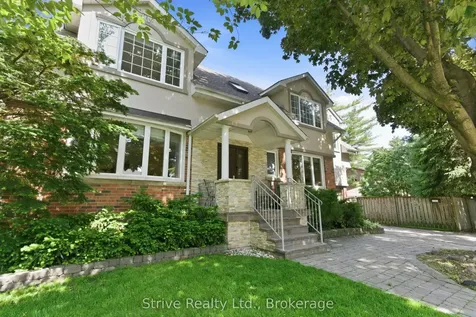 53 Monkton Avenue Toronto ON M8Z 4N4