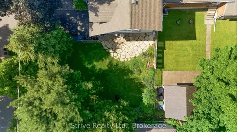 53 Monkton Avenue Toronto ON M8Z 4N4