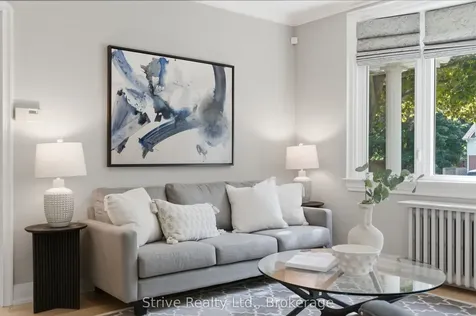 53 Monkton Avenue Toronto ON M8Z 4N4