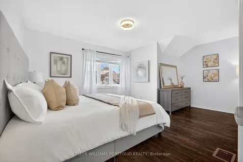 1575 South Parade Court Mississauga ON L5M 6E9