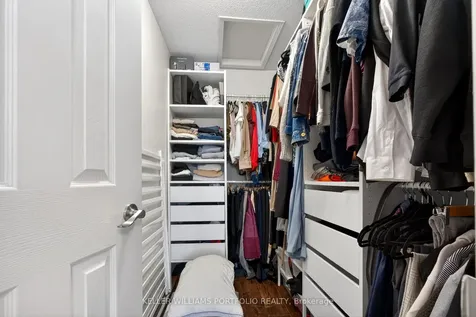 1575 South Parade Court Mississauga ON L5M 6E9