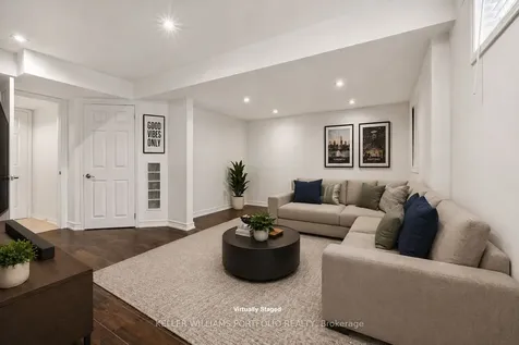 1575 South Parade Court Mississauga ON L5M 6E9