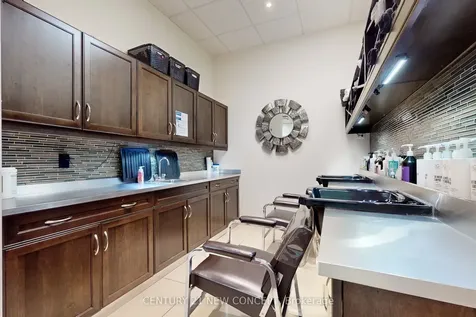 9 - 2800 Skymark Avenue Mississauga ON L4W 5A7