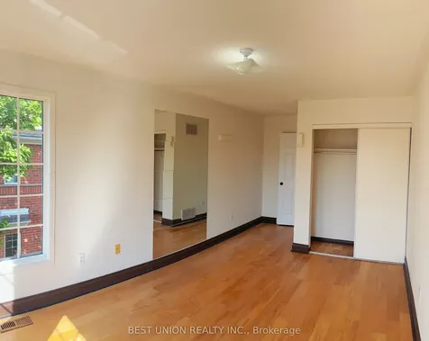 2864 Westbury Court Mississauga ON L5M 6B3