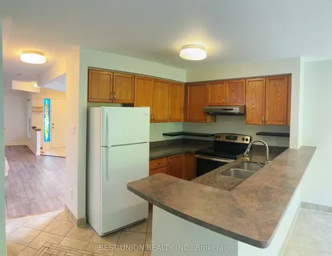 2864 Westbury Court Mississauga ON L5M 6B3