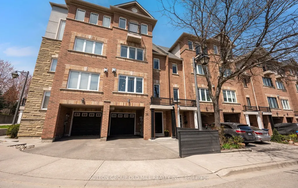 36 Clockwork Lane Toronto ON M8Y 4H5