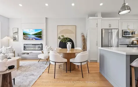 36 Clockwork Lane Toronto ON M8Y 4H5