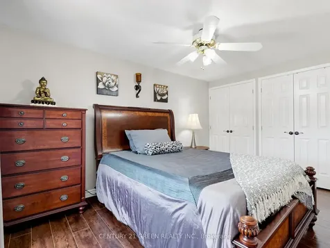 2409 Paula Court Burlington ON L7P 4M1