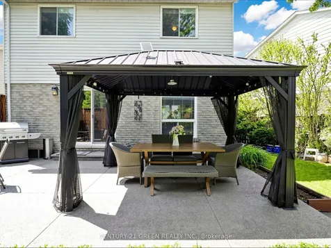 2409 Paula Court Burlington ON L7P 4M1
