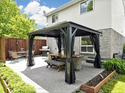 2409 Paula Court Burlington ON L7P 4M1