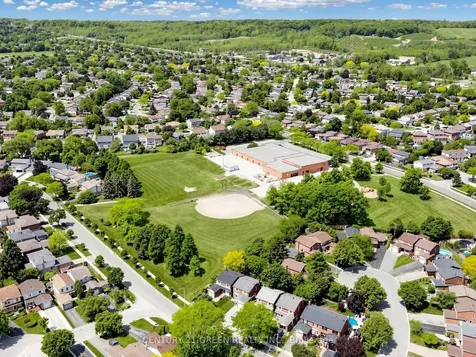 2409 Paula Court Burlington ON L7P 4M1