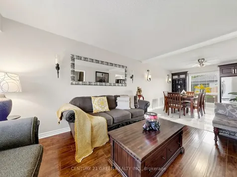 2409 Paula Court Burlington ON L7P 4M1