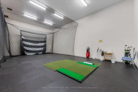 5090 Pinedale Avenue Burlington ON L7L 3V8