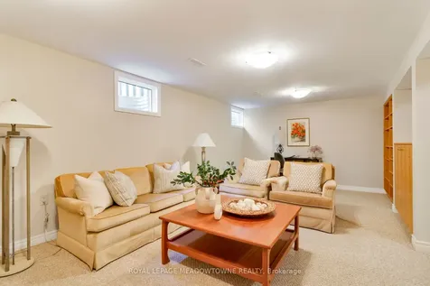 2130 Varency Drive Mississauga ON L5K 1C3