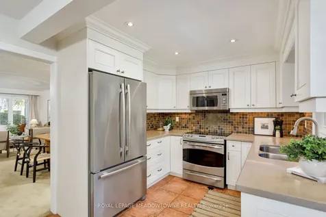 2130 Varency Drive Mississauga ON L5K 1C3