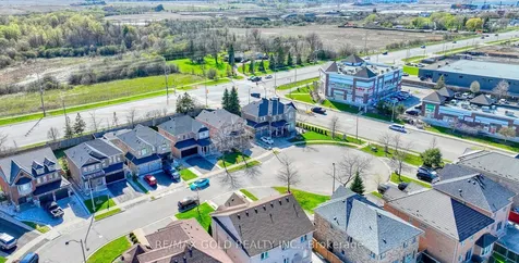 28 Prada Court Brampton ON L6P 2K1