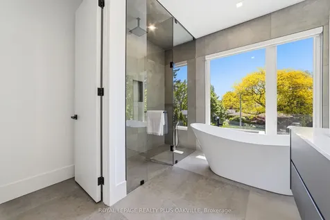 1189 Tisdale Street Oakville ON L6L 2S9