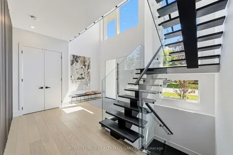 1189 Tisdale Street Oakville ON L6L 2S9
