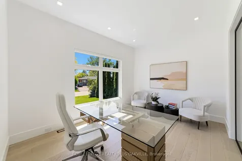 1189 Tisdale Street Oakville ON L6L 2S9