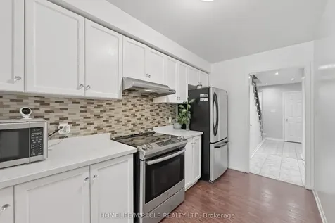 37 Prairie Rose Circle Brampton ON L6R 1R6