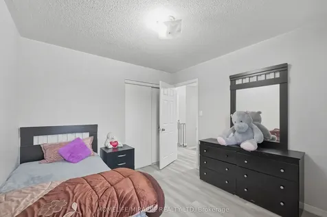 37 Prairie Rose Circle Brampton ON L6R 1R6