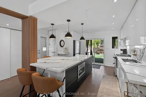 171 Symons Street Toronto ON M8V 1V1