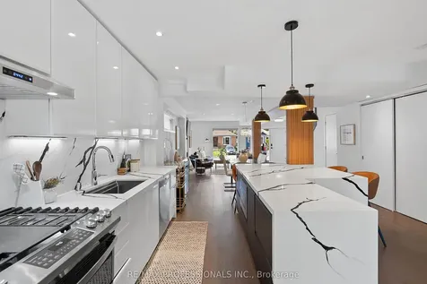 171 Symons Street Toronto ON M8V 1V1
