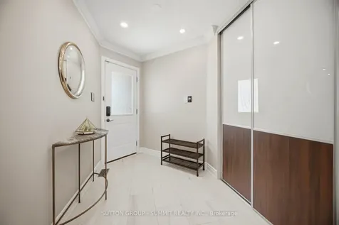 4127 Colonial Drive Mississauga ON L5L 4E8