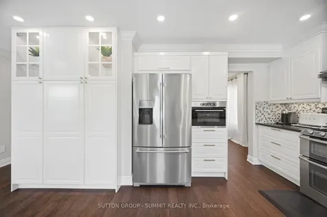4127 Colonial Drive Mississauga ON L5L 4E8