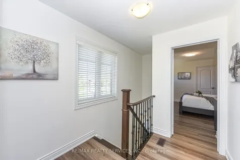 15 Peach Drive S Brampton ON L6R 0W5
