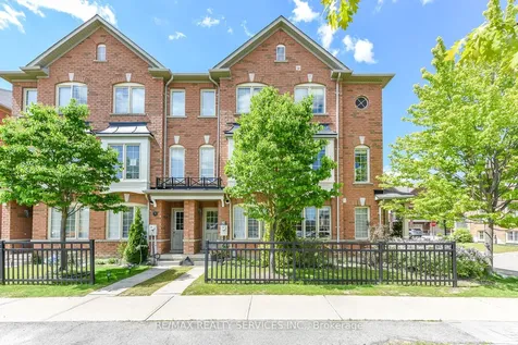 15 Peach Drive S Brampton ON L6R 0W5