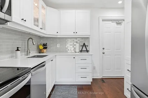 2470 Headon Forest Drive Burlington ON L7M 3X4