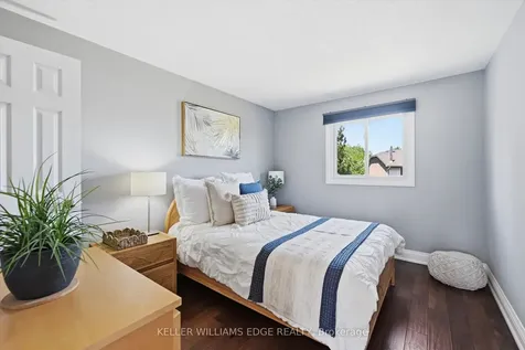 2470 Headon Forest Drive Burlington ON L7M 3X4
