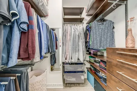 4675 Metcalfe Avenue Mississauga ON L5M 0Z8