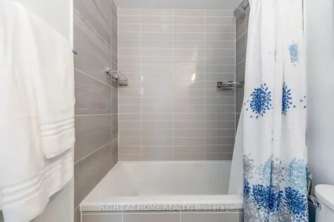 4675 Metcalfe Avenue Mississauga ON L5M 0Z8