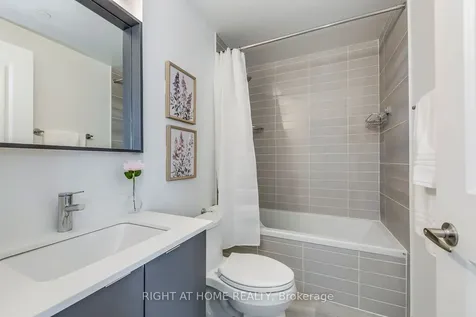 4675 Metcalfe Avenue Mississauga ON L5M 0Z8