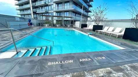 4675 Metcalfe Avenue Mississauga ON L5M 0Z8