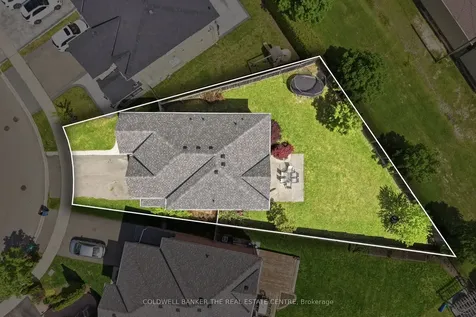 11 Crannyfield Drive Brampton ON L7A 3X1
