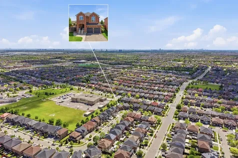 11 Crannyfield Drive Brampton ON L7A 3X1