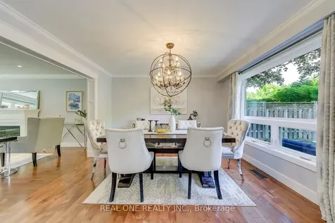 165 Arichat Road Oakville ON L6J 5N5