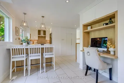 165 Arichat Road Oakville ON L6J 5N5