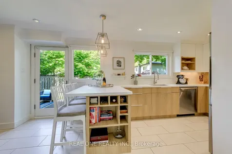 165 Arichat Road Oakville ON L6J 5N5